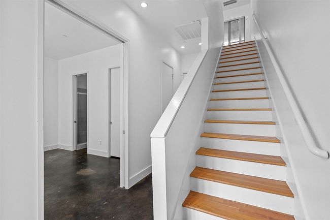 APT-1 - 1600 N Haskell Ave, Condo with 2 bedrooms, 3 bathrooms and null parking in Dallas TX | Image 14
