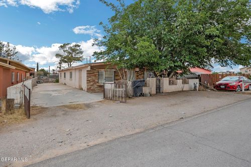 7157 5th St, Canutillo, TX, 79835-6050 | Card Image