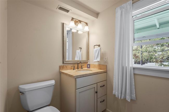 111 Faubel St, House other with 3 bedrooms, 3 bathrooms and null parking in Siesta Key FL | Image 40