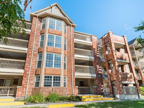402-4015 Kilmer Dr, Burlington, ON, L7M4M4 | Card Image