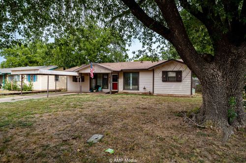 507 Hill Cir, Stamford, TX, 79553-6909 | Card Image