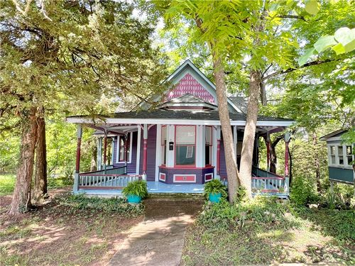 34 White St, Eureka Springs, AR, 72632-3038 | Card Image