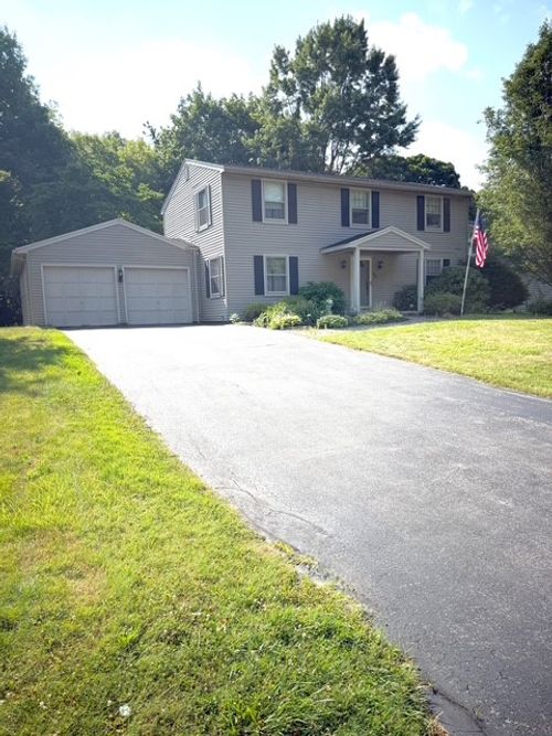 56 Tree Brook Dr, Rochester, NY, 14625-1633 | Card Image