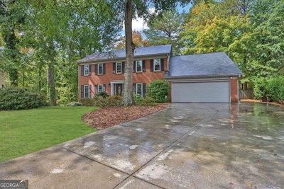 4224 Holly Bank Court, House other with 4 bedrooms, 2 bathrooms and 2 parking in Peachtree Corners GA | Image 3