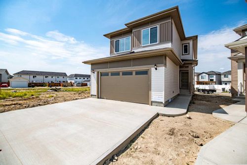 87 Linden Pl, Red Deer County, AB, T4E3C4 | Card Image