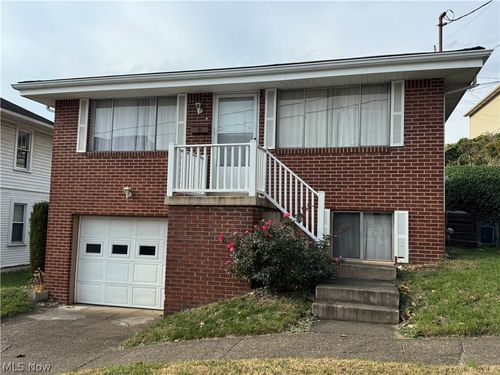 4 Walnut Ave, Bridgeport, OH, 43912-1426 | Card Image