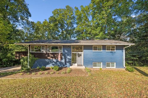 240 Harpeth Hills Dr, Kingston Springs, TN, 37082-9114 | Card Image