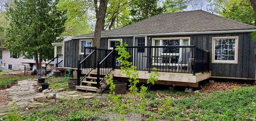 168 Lakebreeze Rd, Fenelon Falls, ON, K0M1N0 | Card Image