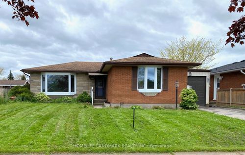 6986 Centennial St, Niagara Falls, ON, L2G2Z1 | Card Image