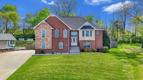 2235 Jasmine Dr, Clarksville, TN, 37043-5684 | Card Image