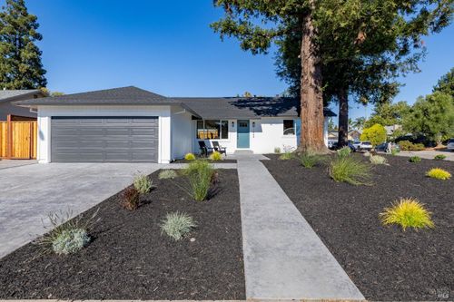 1669 San Marino Drive, Petaluma, CA, 94954 | Card Image