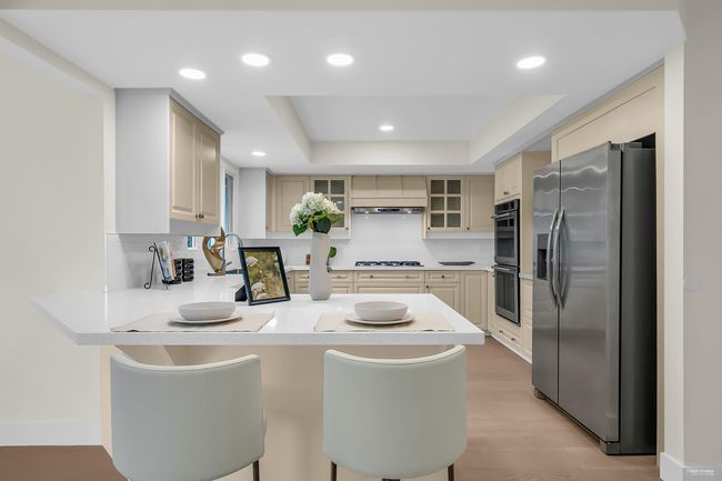 4030 Ripple Rd, House other with 4 bedrooms, 3 bathrooms and 4 parking in West Vancouver BC | Image 9