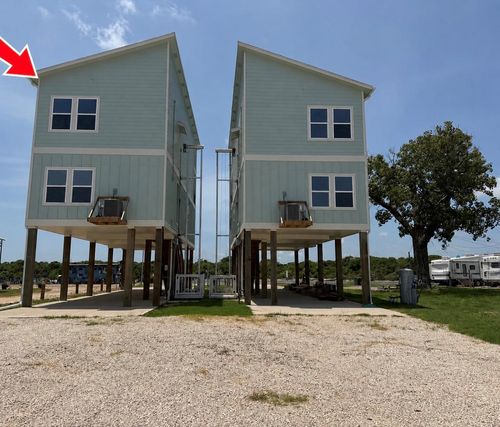 438 Matagorda Ave, Matagorda, TX, 77457 | Card Image
