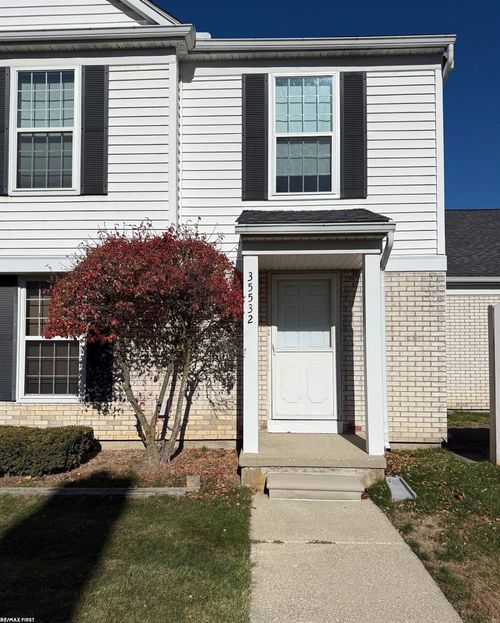 35532 Stillmeadow Ln, Clinton Twp, MI, 48035-3245 | Card Image