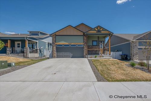 3939 Dixon Dr, Cheyenne, WY, 82001-6354 | Card Image