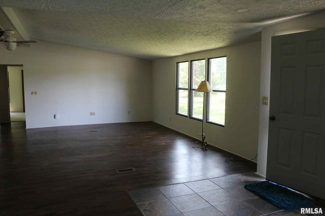 22488 N Mayflower Ln, House other with 3 bedrooms, 2 bathrooms and null parking in Dix IL | Image 47
