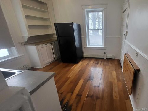 apt-2-108 Winnikee Ave, Poughkeepsie, NY, 12601-2897 | Card Image