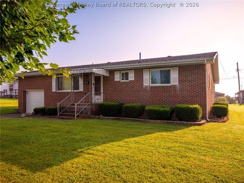 416 Hurricane Avenue, Hurricane, WV, 25526 | Card Image