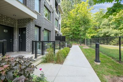 13 - 3483 Widdicombe Way, Condo with 2 bedrooms, 3 bathrooms and 1 parking in Mississauga ON | Image 2