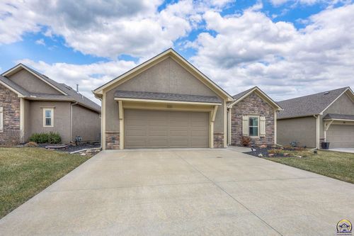 unit-300-2250 Lake Pointe Dr, Lawrence, KS, 66049-9153 | Card Image