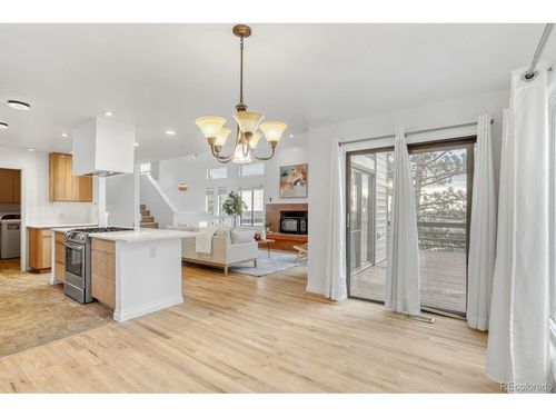8483 Thunderhead Dr, Boulder, CO, 80302-9320 | Card Image