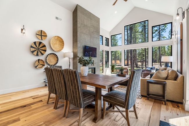 22-Dining Room | Image 12