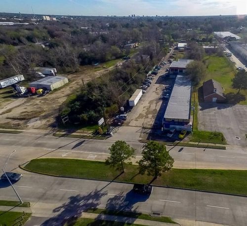 10326 Antoine Drive, Houston, TX, 77086 | Card Image