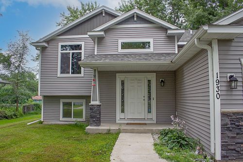 1930 Prospect Dr Ne, Saint Cloud, MN, 56304-9621 | Card Image