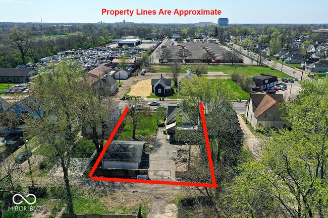 3320 E New York St, House other with 2 bedrooms, 1 bathrooms and null parking in Indianapolis IN | Image 7