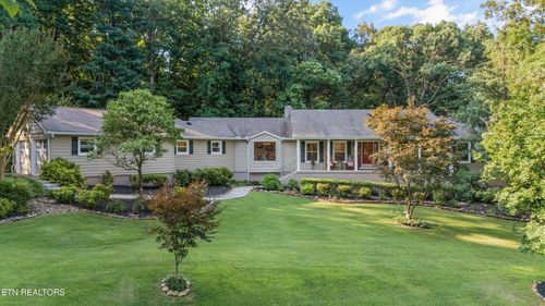 11130 Farragut Hills Blvd, Farragut, TN, 37934-4063 | Card Image