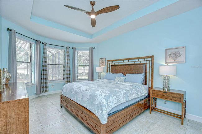 8433 Alberata Vista Dr, House other with 2 bedrooms, 2 bathrooms and null parking in Tampa FL | Image 29