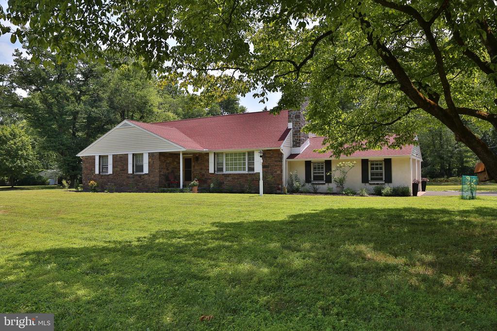 Pidcock Ln, Washington Crossing, PA 18977