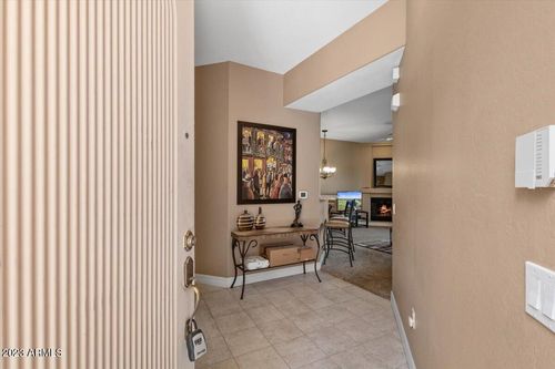 1040-3800 S Cantabria Cir, Chandler, AZ, 85248-4241 | Card Image