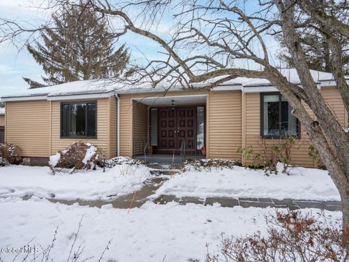 2 Loudonwood E, Albany, NY, 12211-1412 | Card Image