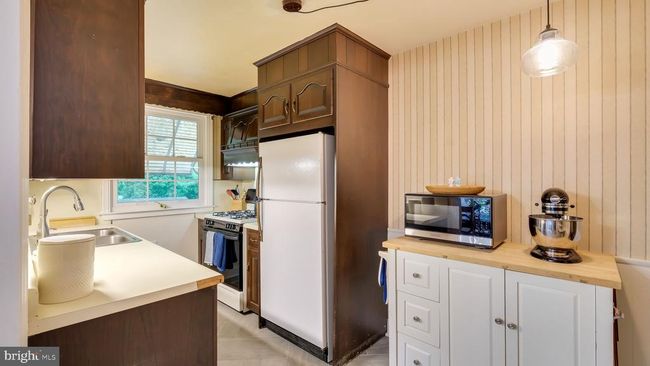 100 Lakeview Dr, Home with 3 bedrooms, 2 bathrooms and null parking in RIDLEY PARK PA | Image 11