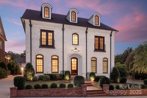 1104 Churchill Commons Dr, Charlotte, NC, 28211-1396 | Card Image