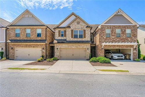 8295 Village Pl, Suwanee, GA, 30024-4765 | Card Image