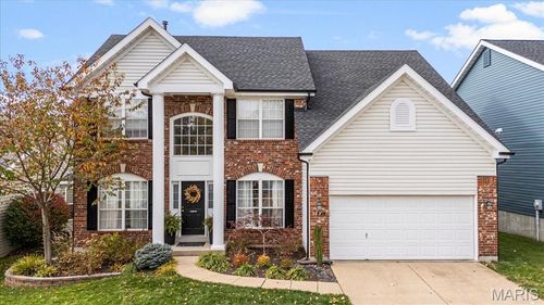1249 Arbor Bluff Cir, Ballwin, MO, 63021-3704 | Card Image