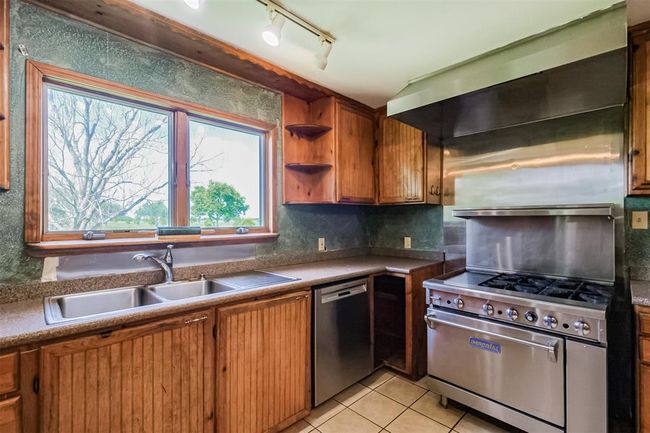 3214 Fm 1875 Rd, House other with 3 bedrooms, 3 bathrooms and 2 parking in Beasley TX | Image 12