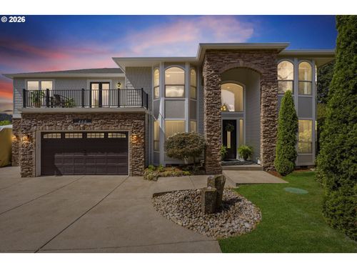 466 Ne 43rd Cir, Camas, WA, 98607-6853 | Card Image