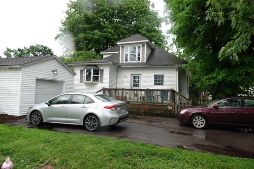 23 Meadow St, Buckhannon, WV, 26201-2244 | Card Image