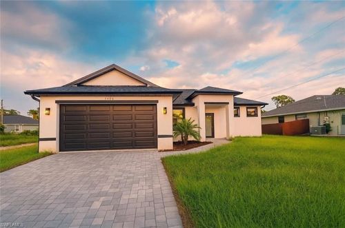 5486 Riley Ln, Port Charlotte, FL, 33981-2349 | Card Image