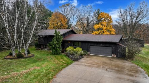 8025 Yoder Rd, Seville, OH, 44273-9723 | Card Image