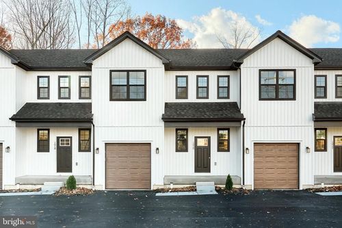 1022 Trinity Rd, YORK, PA, 17408-8980 | Card Image