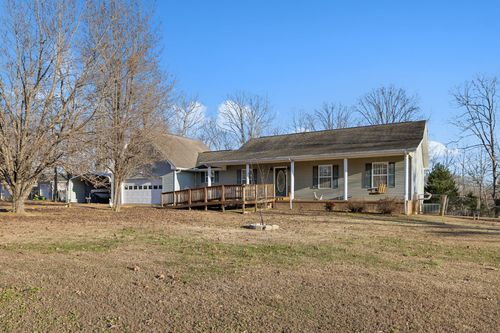 115 Boyd Ln, Hohenwald, TN, 38462-4001 | Card Image