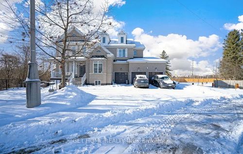 lower-40 Highvalley Circle, Brampton, ON, L6P2C7 | Card Image