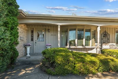 8822 W 93rd Street, House other with 3 bedrooms, 2 bathrooms and 2 parking in Hickory Hills IL | Image 3