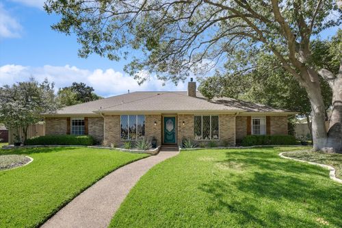 2712 Chamberlain Cir, Plano, TX, 75023-5401 | Card Image