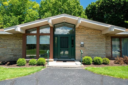 2460 Alta Louise Parkway, Brookfield, WI, 53045 | Card Image