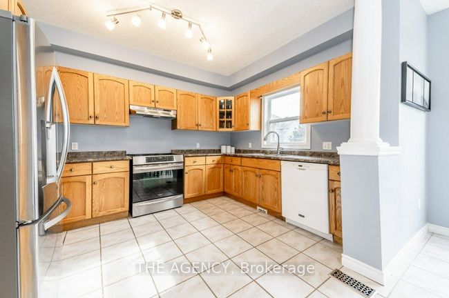 82 Hammet St, House other with 4 bedrooms, 3 bathrooms and 4 parking in Cambridge ON | Image 16
